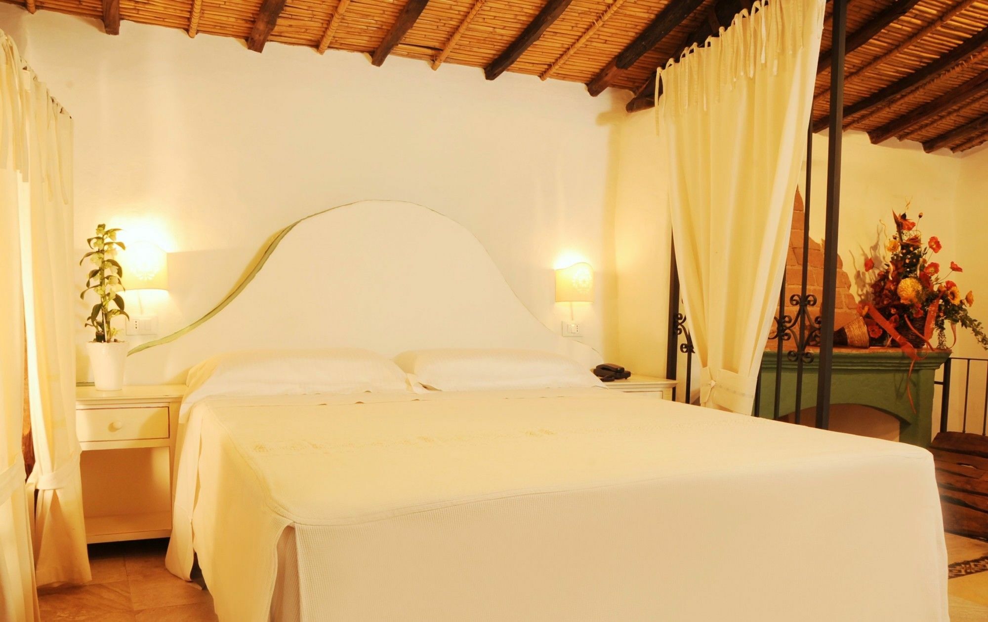 Diffuso Mannois Hotel 4*